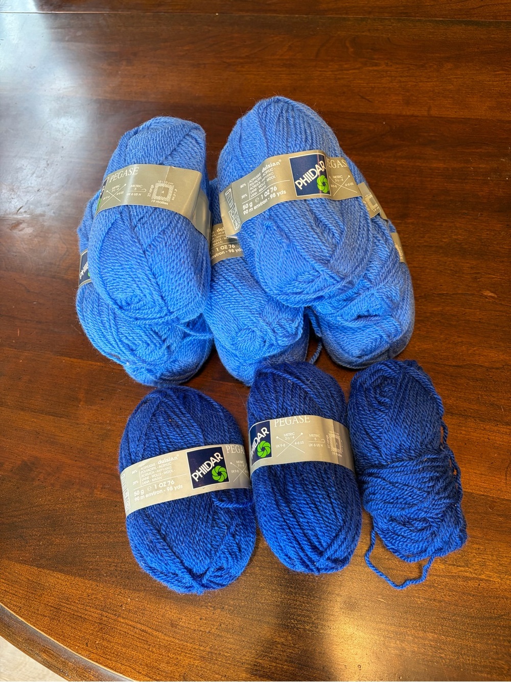 Phildar Pegase 206 Blue Wool-Blend Yarn - Vibrant Blue Shades